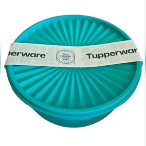 Vintage Tupperware Servalier Large Turquoise Blue Bowl Round Trusted Since 1946